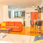 Apartahotel Center 4*