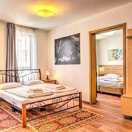 Center Aparthotel *
