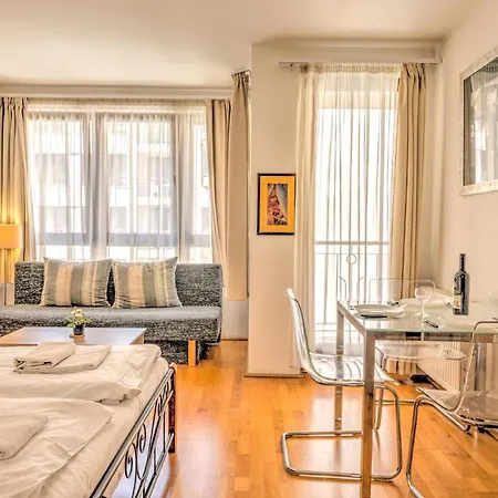 Center Apart Otel Budapeşte