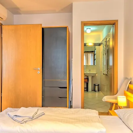 Aparthotel Center