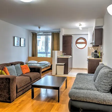 Hotel apartamentowy Center 4*