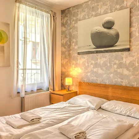 Hotel apartamentowy Center