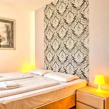 Aparthotel Center