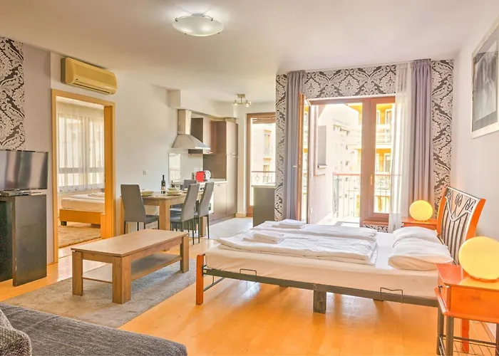 Center 4* Budapest