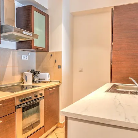 Center 4* בודפשט
